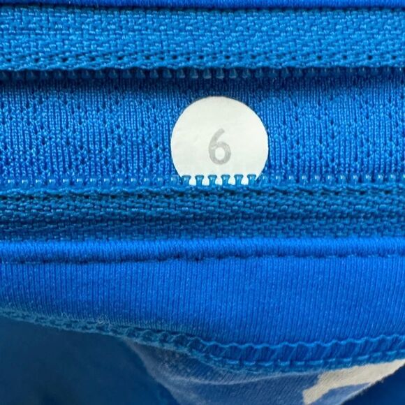 Lululemon Run Inspire Crop ll Legging Beaming Blue Size 6 - Picture 9 of 10